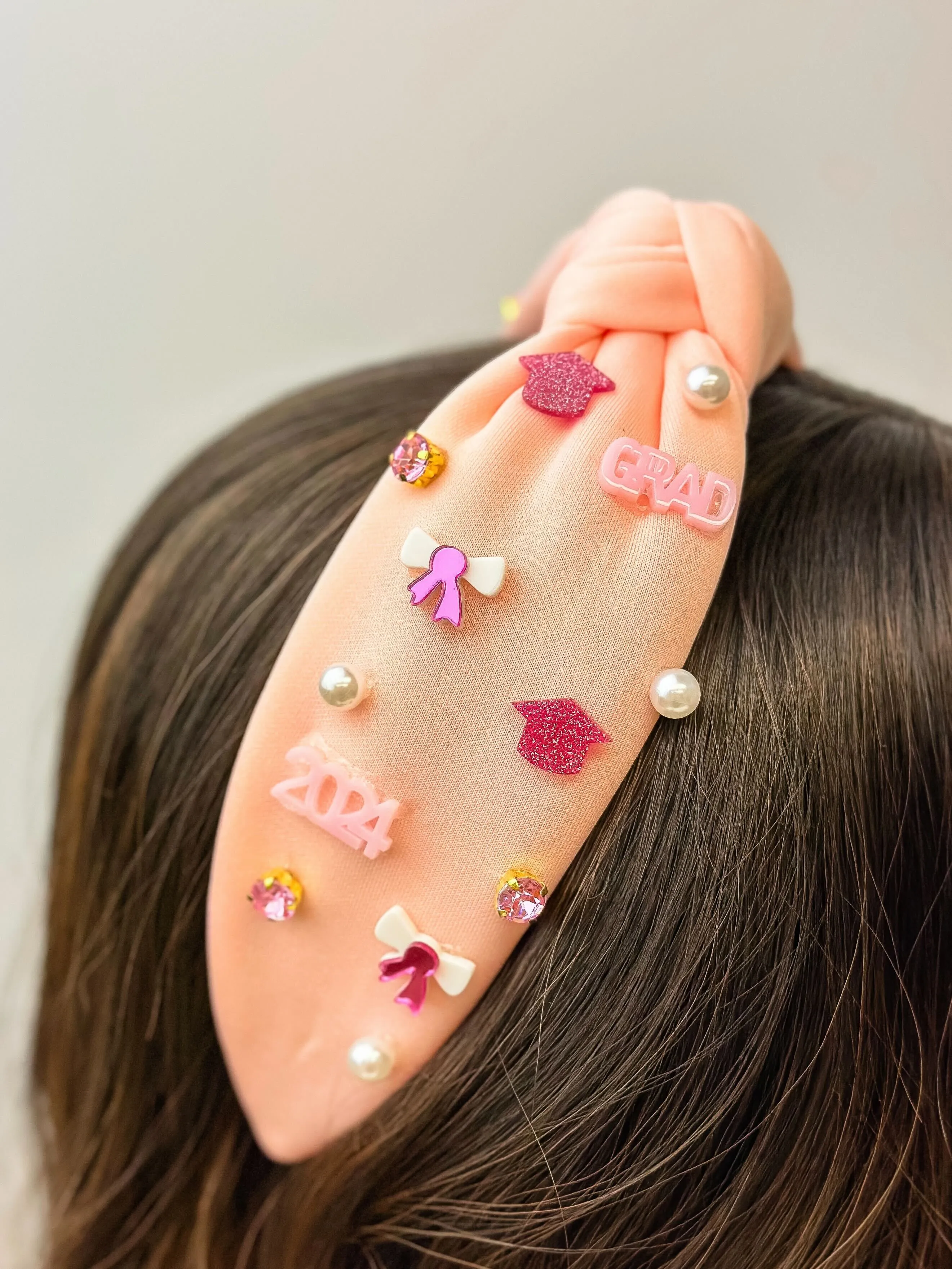 '2024' Grad Embellished Headband - Pink