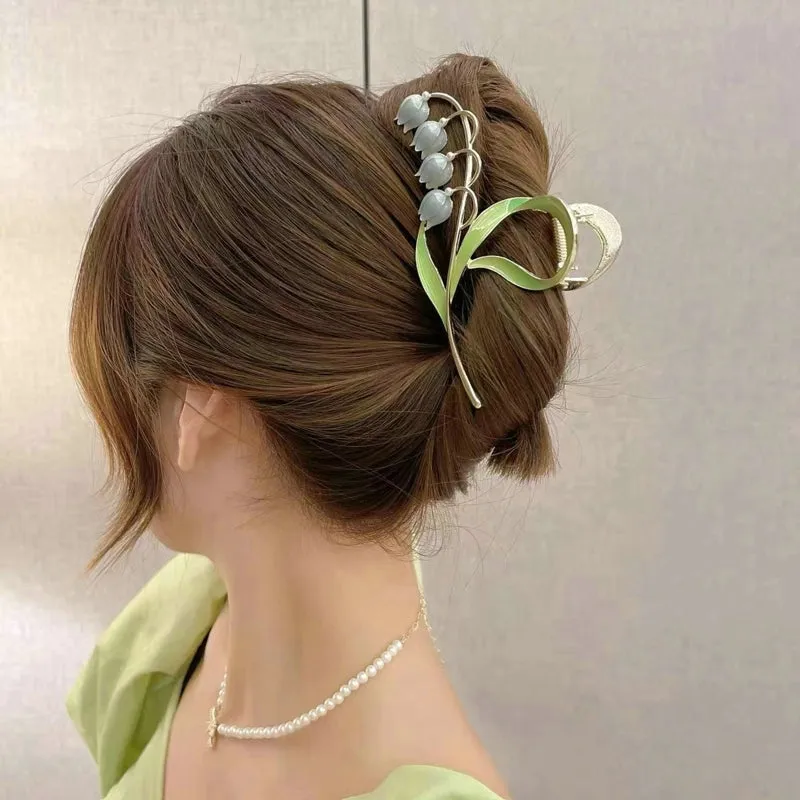 Dainty Floral Hair Claw Clip