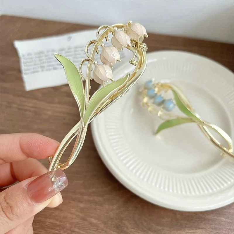 Dainty Floral Hair Claw Clip