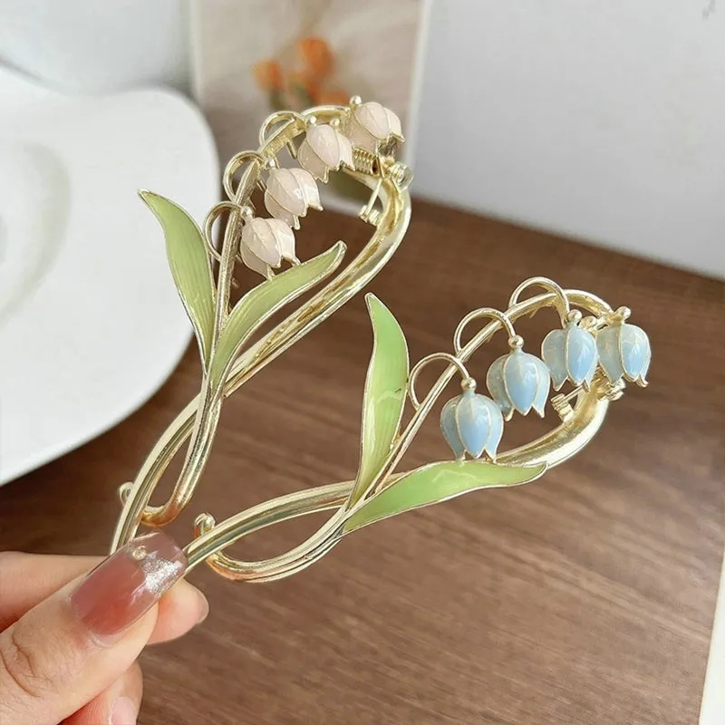 Dainty Floral Hair Claw Clip