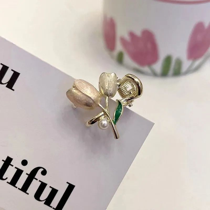 Dainty Floral Hair Claw Clip