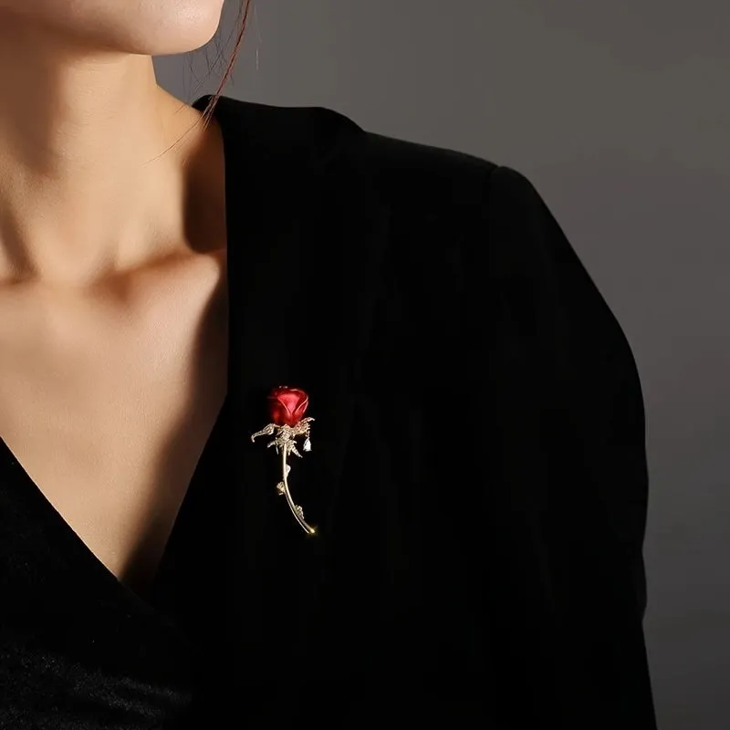 Fashion Unique And Exquisite Flashing Rhinestone Red Rose Water Drop Brooch Corsage Fixed Clothes Pin High-End Accessories