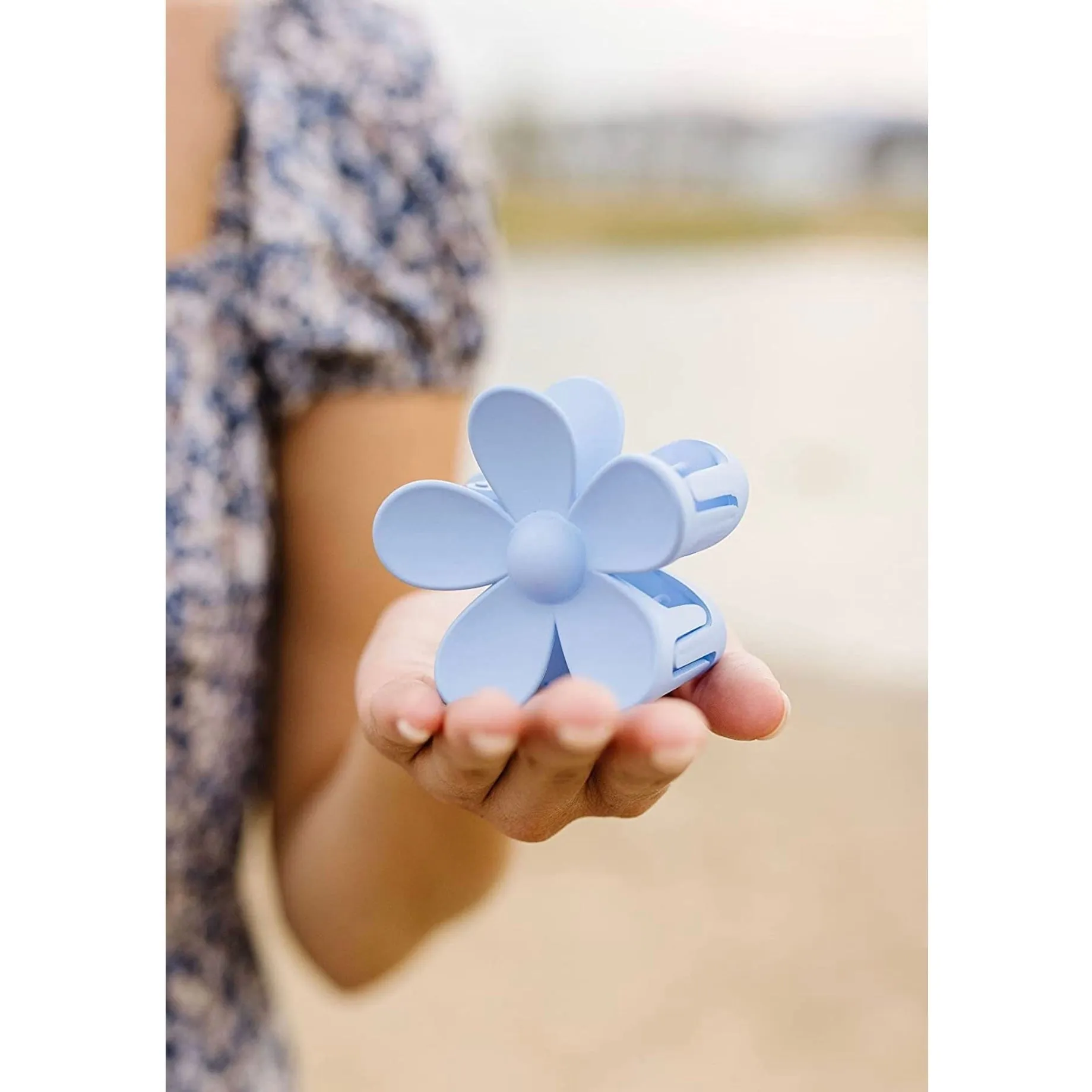 Large Daisy Flower 3x3" Hair Claws