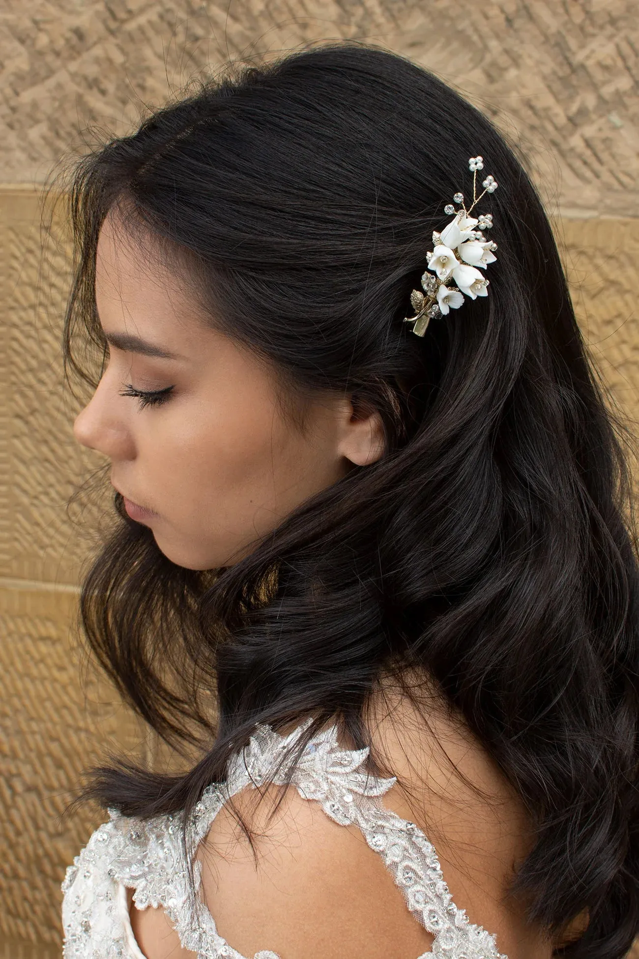 Millicent - Dainty Porcelain Flower Pearl Bridal Hair Clip