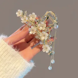 Pearl Floral Hair Claw Clip