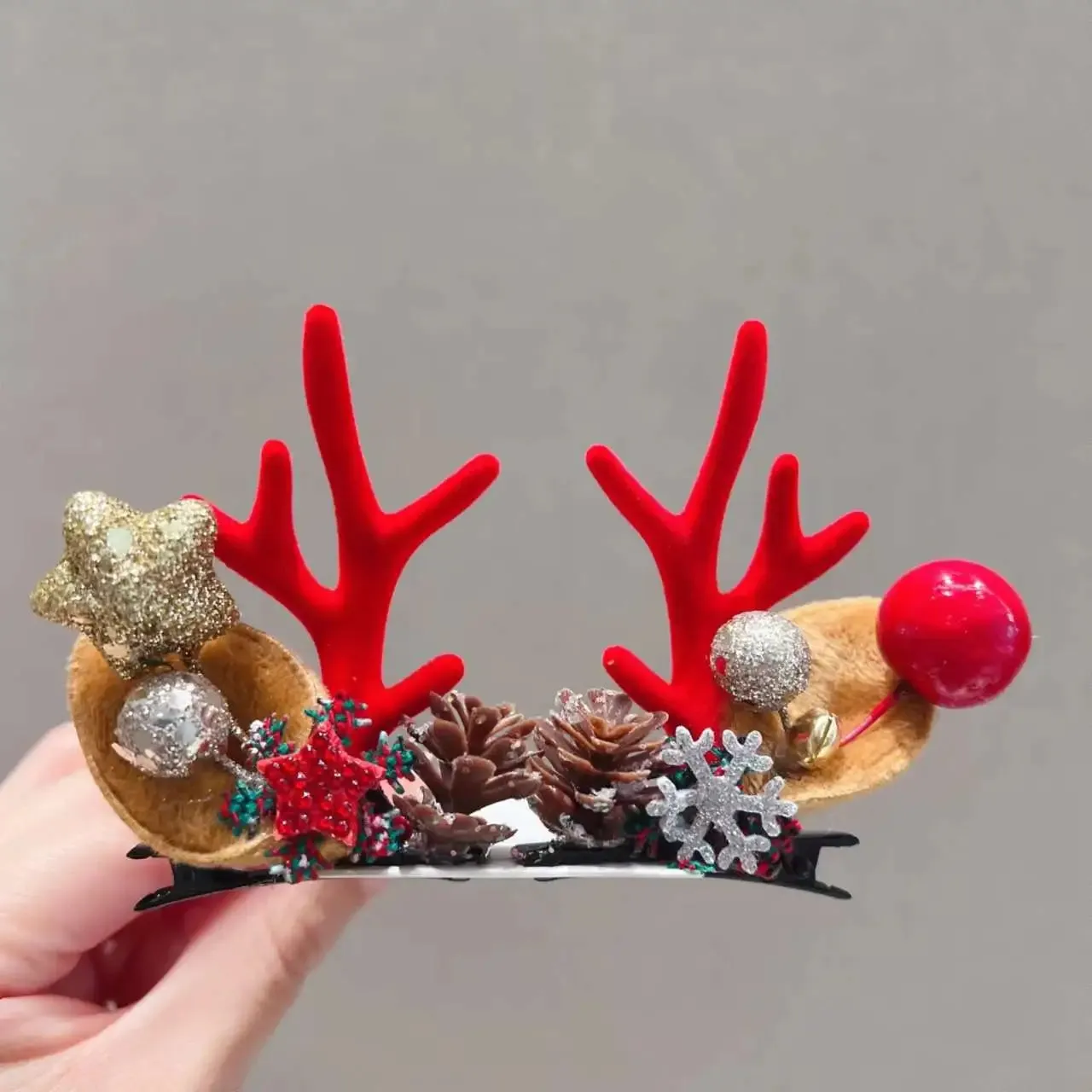 Reindeer Hair Clips