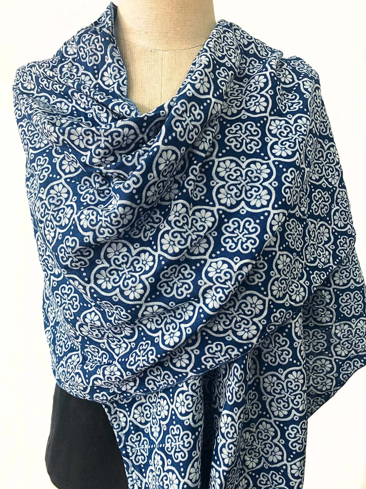 Soft Cotton Gauze Scarf in Flower Design