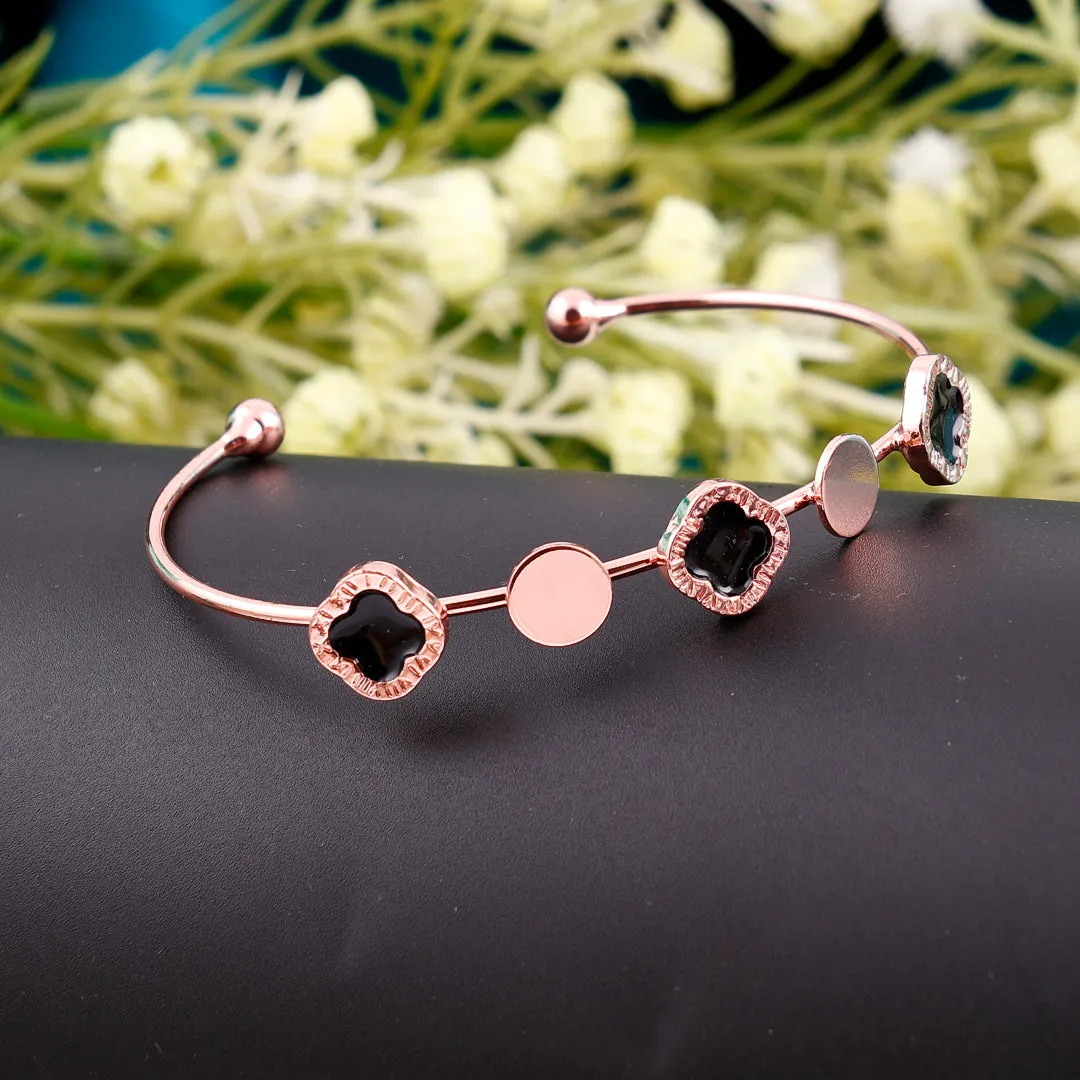 Stylish Rose Gold Flower Shape Bracelet